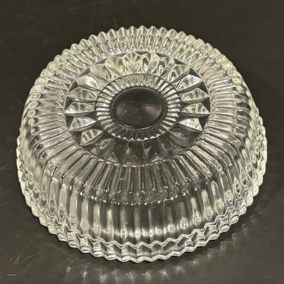 Fostoria "Heritage" Crystal Candy Dish/Bowl NO LID - Picture 3 of 3